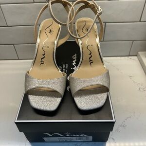 Nina Women's Silver Glitter Heels : Laurena - GG in Nude Glitterama